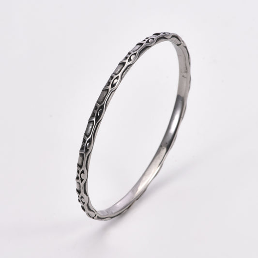 MUDD BANGLE BRACELET